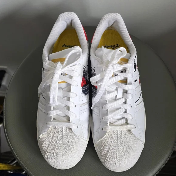 Adidas x Disney Mickey Mouse Superstar Sneakers Unisex 7M | 8.5W - Picture 8 of 13
